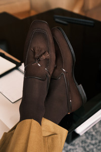 メンズ レザー＆スエード タッセルローファー ダークブラウン - Santoni - editorial