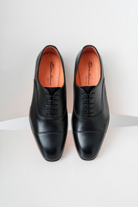 Men's black leather Oxford shoe - Santoni - editorial