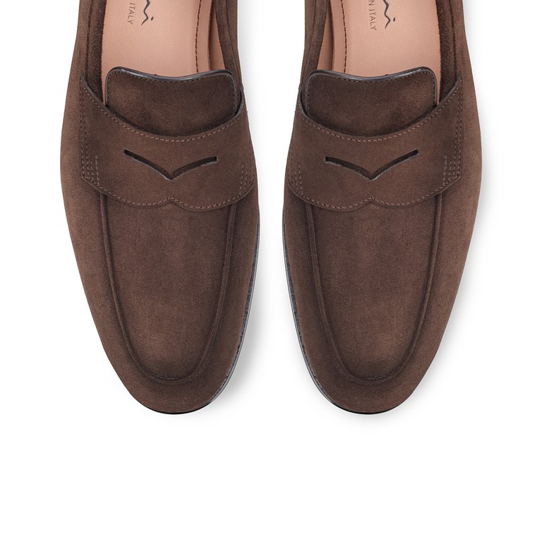 Women's dark brown suede Carla loafer