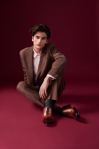 メンズ レザー オックスフォードシューズ ダークブラウン - Santoni - editorial
