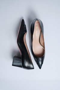 Women's black leather mid-heel Santoni Sibille pump - Santoni - editorial