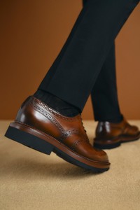 Men's brown leather Derby brogue shoe - Santoni - editorial