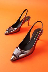 Women’s mirrored grey mid-heel Santoni Sibille slingback - Santoni - editorial