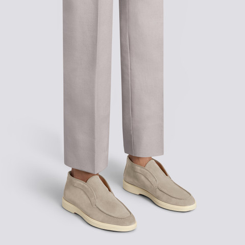 Women&rsquo;s pink suede desert boot - Santoni - 2