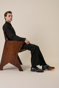 Men's black leather Easy lace-up - Santoni - editorial